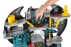 DC Super Friends Batcave Set