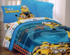 Despicable Me 2 Twin Comforter and Sheet Set Minions at Work